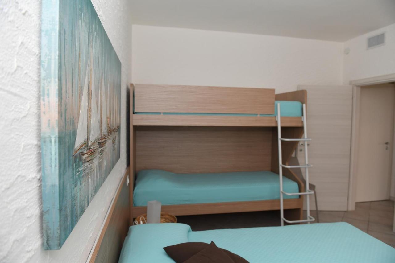 Blue - A Due Passi Dal Lago, Parcheggio Privato Apartment *